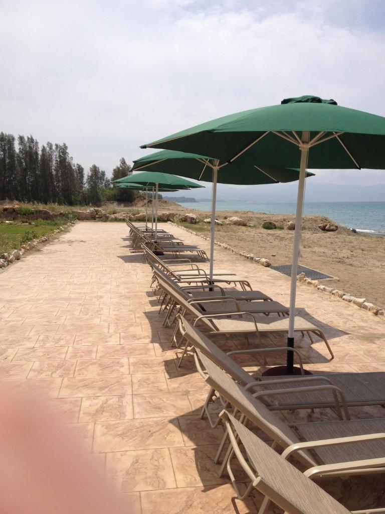 Villa Lalianda Sandy Beach Villas - Private Pool - Jacuzzi - Private Beach Area photo 4