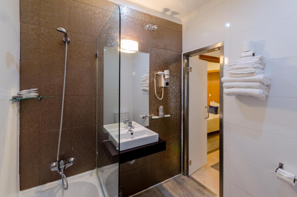 Четырехместный (Четырехместный номер), Hotel INN Rossio
