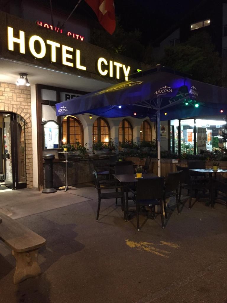 Hotel City photo 4