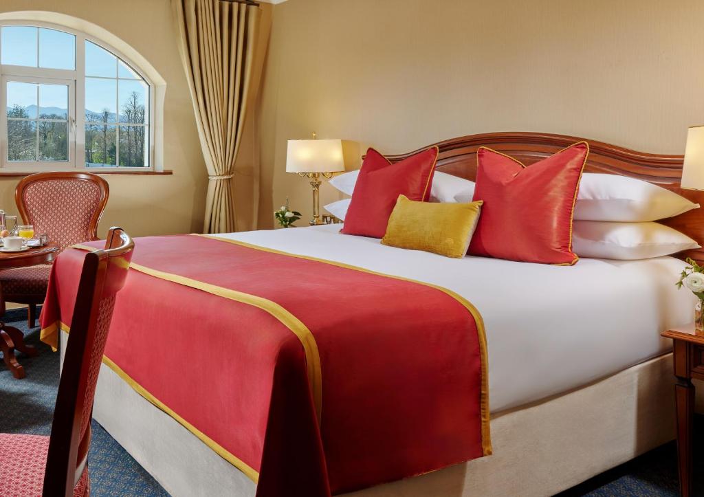 Killarney Towers Hotel & Leisure Centre - Tap to explore photos
