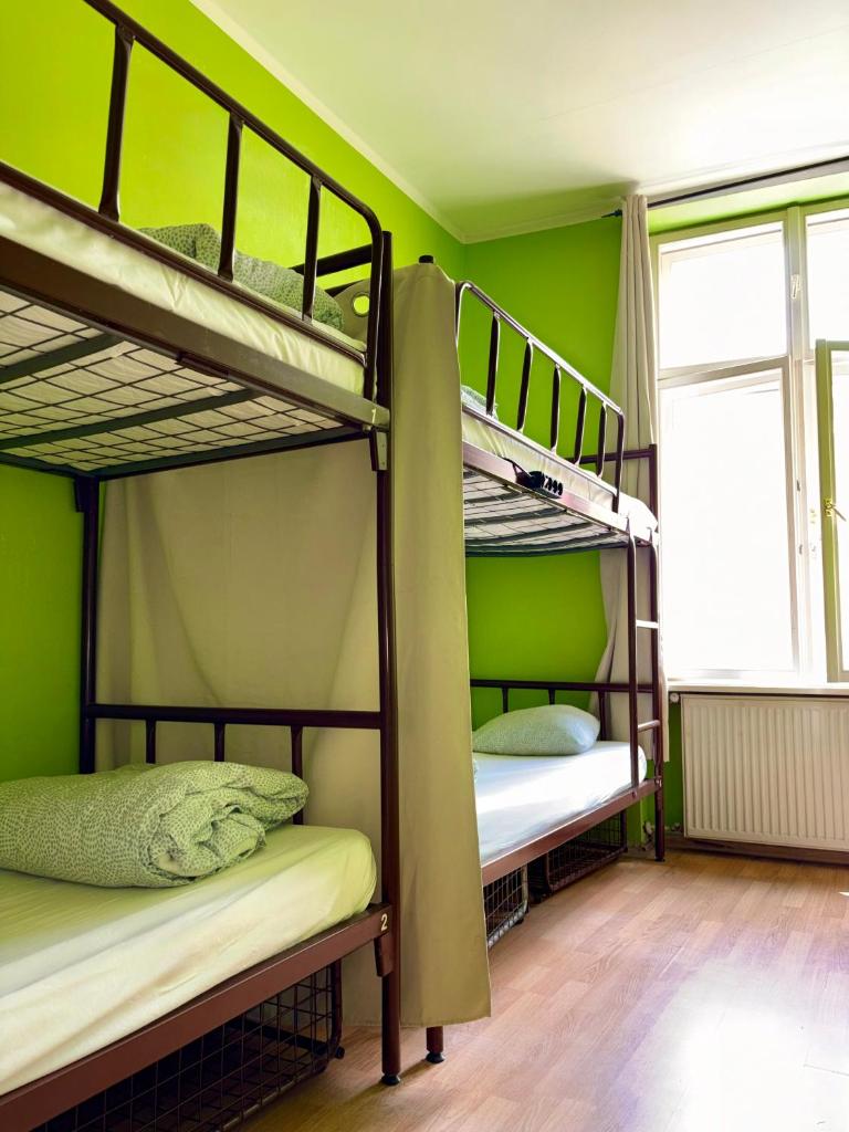 Let's Rock Party Hostel! Age Limit From 18 until 40! Room Type - Bed in 4-Person Room with shared bathroom
