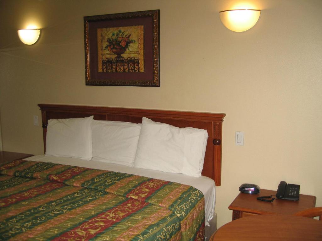 Tower Motel Long Beach photo 2