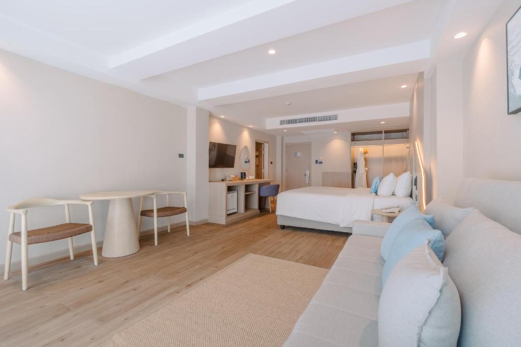 Khaolak Emerald Beach Resort & Spa Room Type - Deluxe Double Room