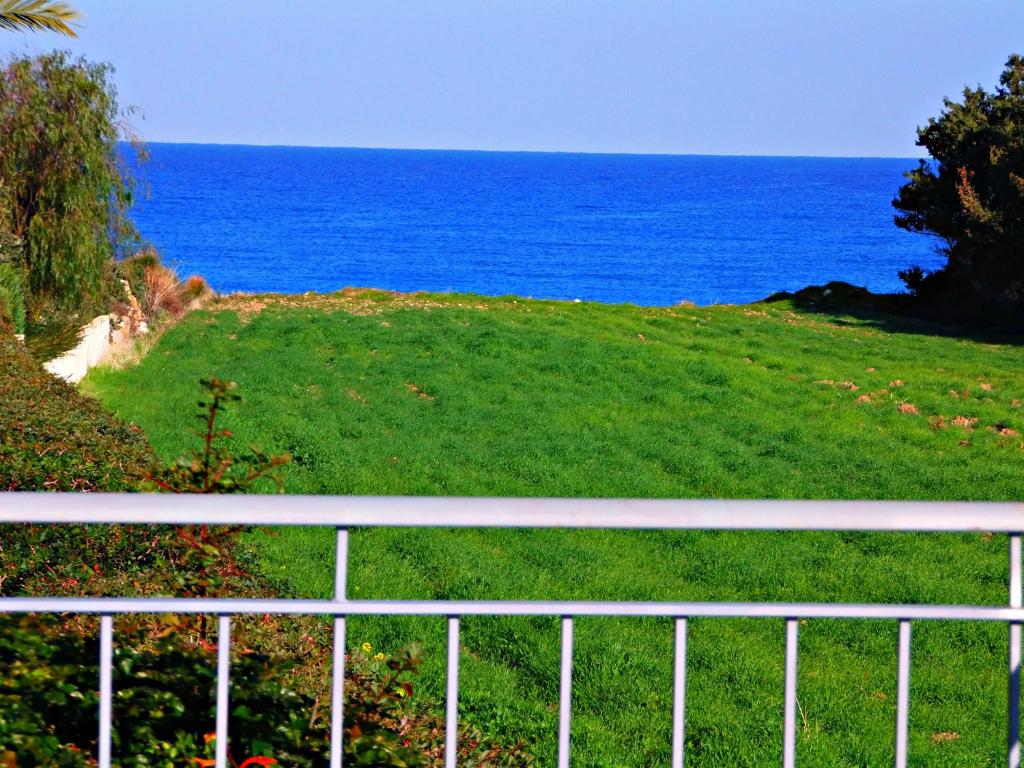 Villa Samaliana Sandy Beach Villas - Private Pool - Jacuzzi - Private Beach Area photo 2