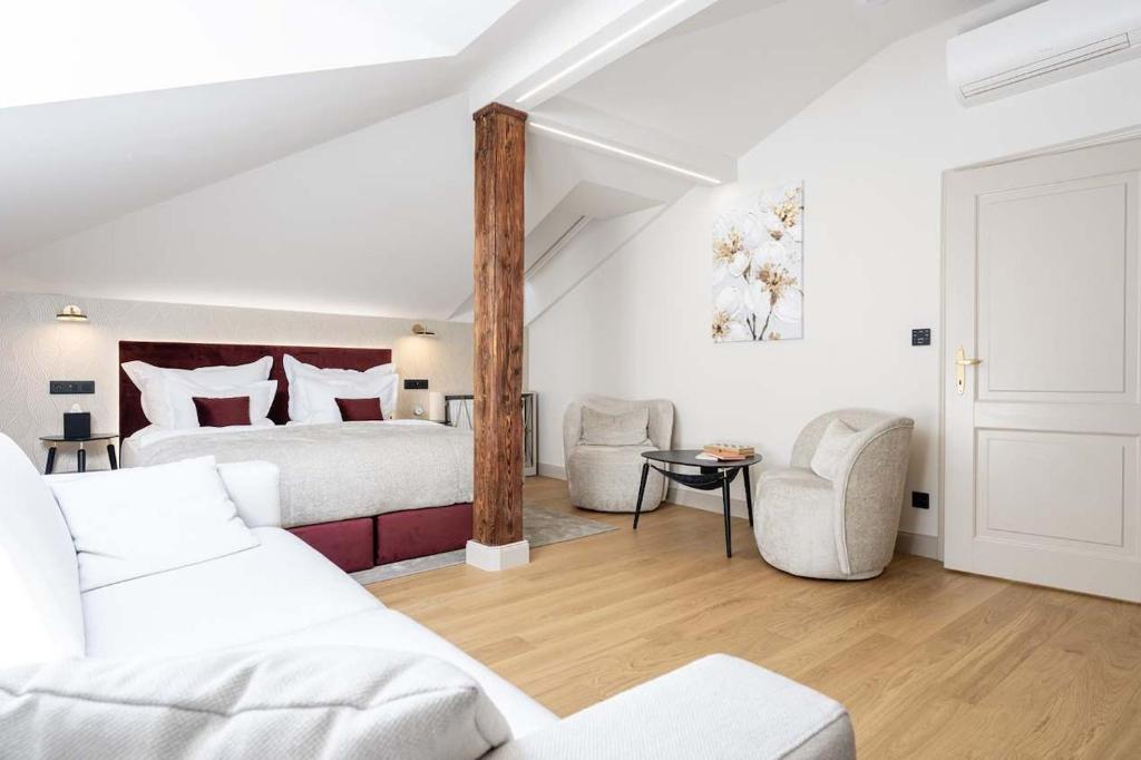 Villa Patriot Boutique Hotel - Tap to explore photos