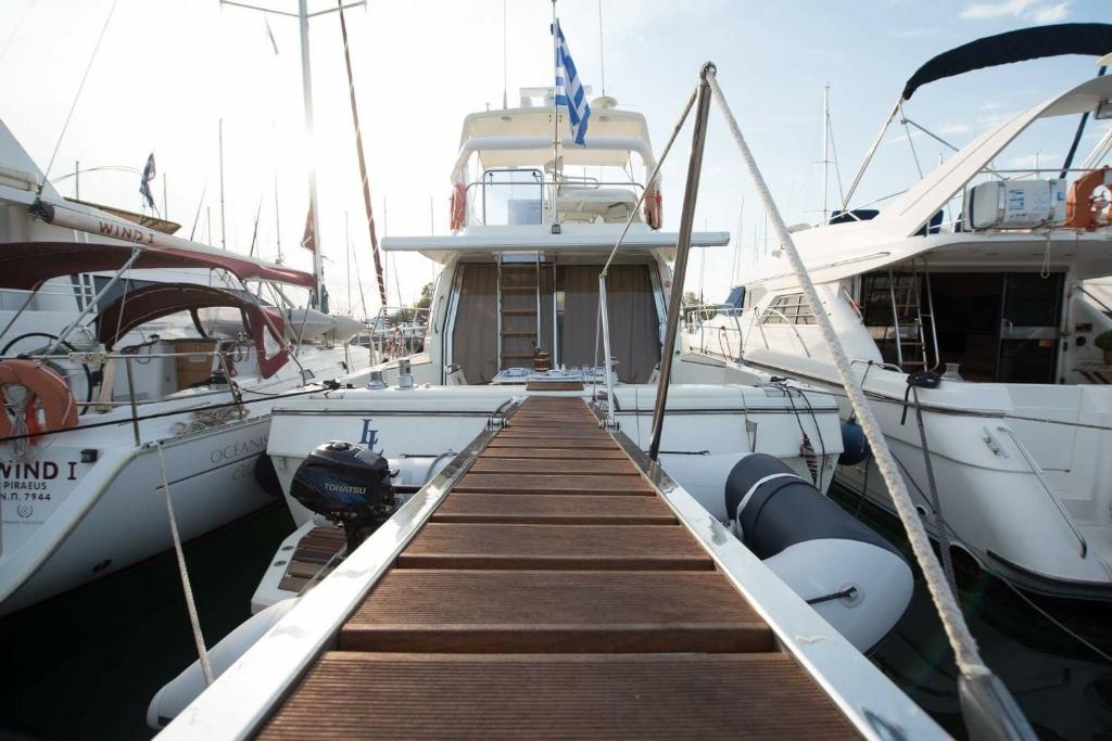 Solymar Greece Yachting. m/y "LL"