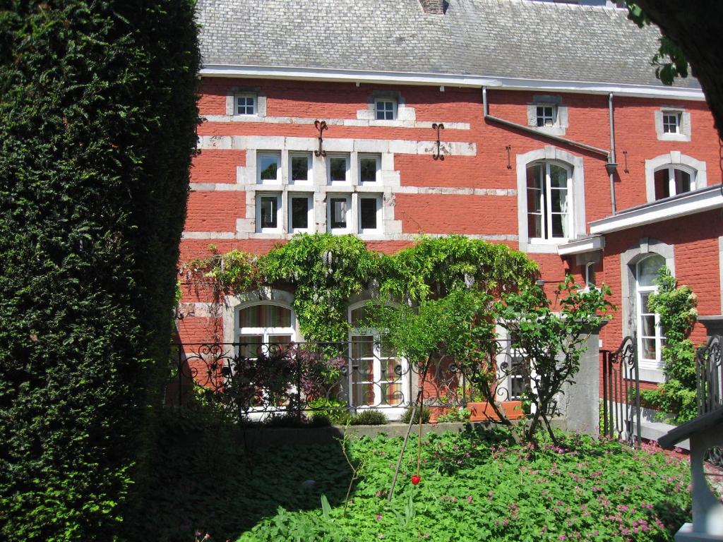 Chambre d'Hôtes Les Augustins - Parking sécurisé - Borne de recharge photo 3