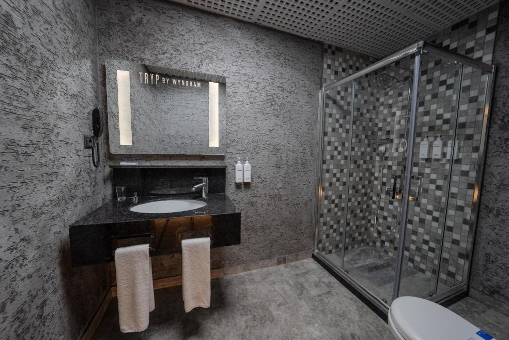 Tryp By Wyndham Istanbul Sancaktepe Room Type - 2 King Bed, Playstation Room, Non-Smoking Tryp By Wyndham Istanbul Sancaktepe Room Type - 2 King Bed, Playstation Room, Non-Smoking