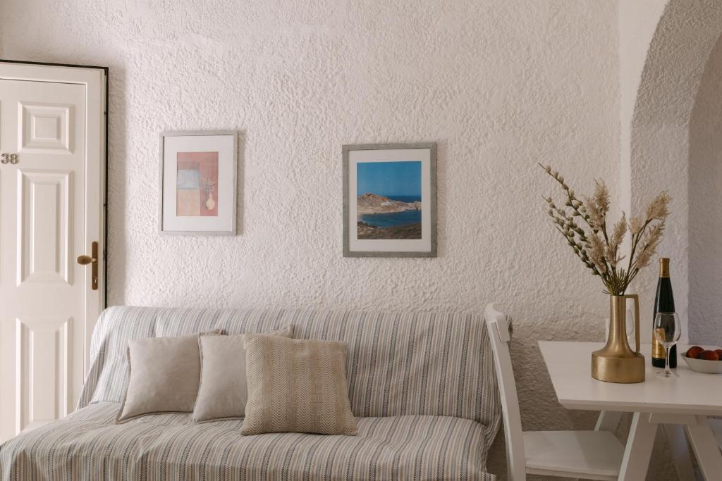 Perla Apartments - Tap to explore photos