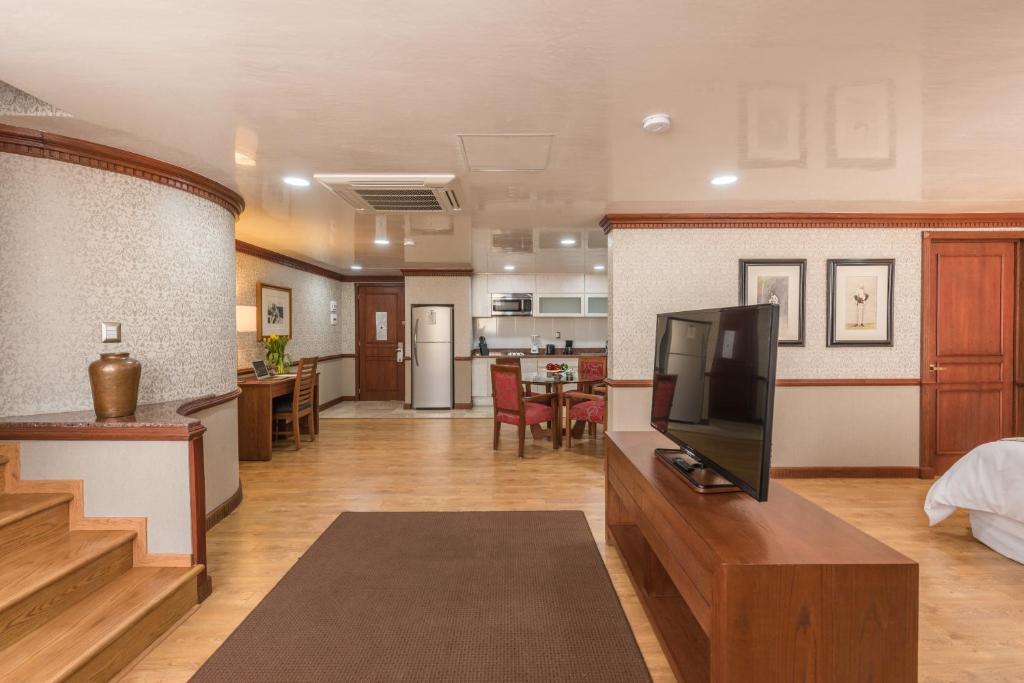Апартаменты (Апартаменты в пентхаусе), Suites Perisur Apartamentos Amueblados