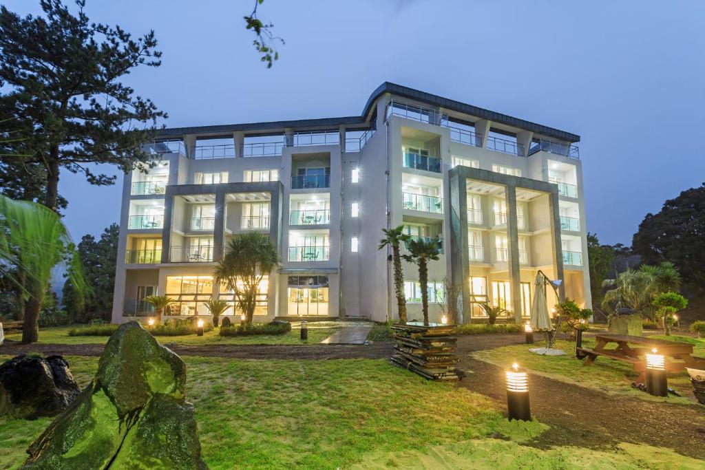 Jeju M Resort photo 3