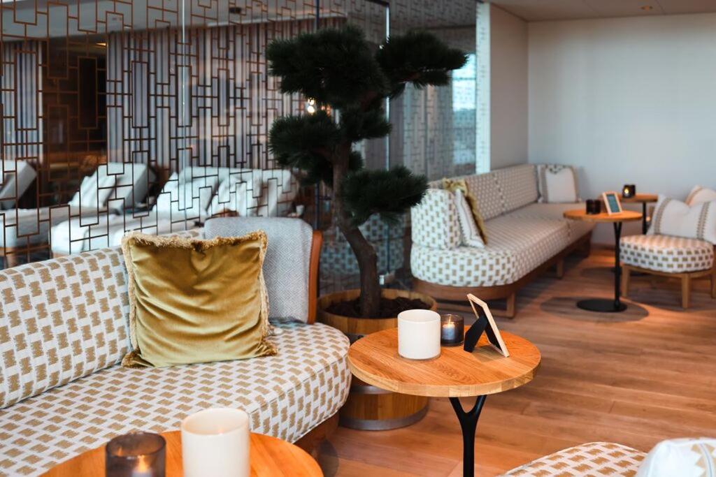 Elite Hotel Frost – Hotel & Spa - Tap to explore photos