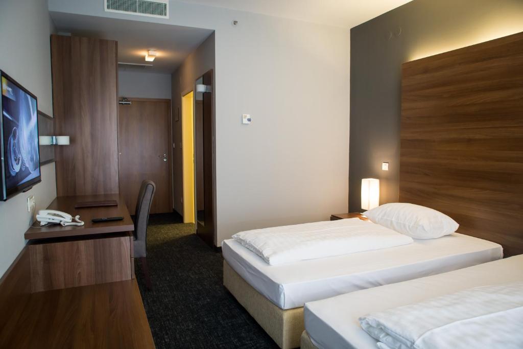 Двухместный (Двухместный номер с 2 отдельными кроватями), Hotel Sliško