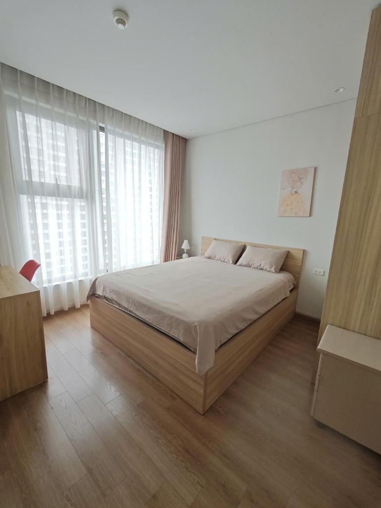 Apartments Ha Long near beach Bai Chay - Tap to explore photos