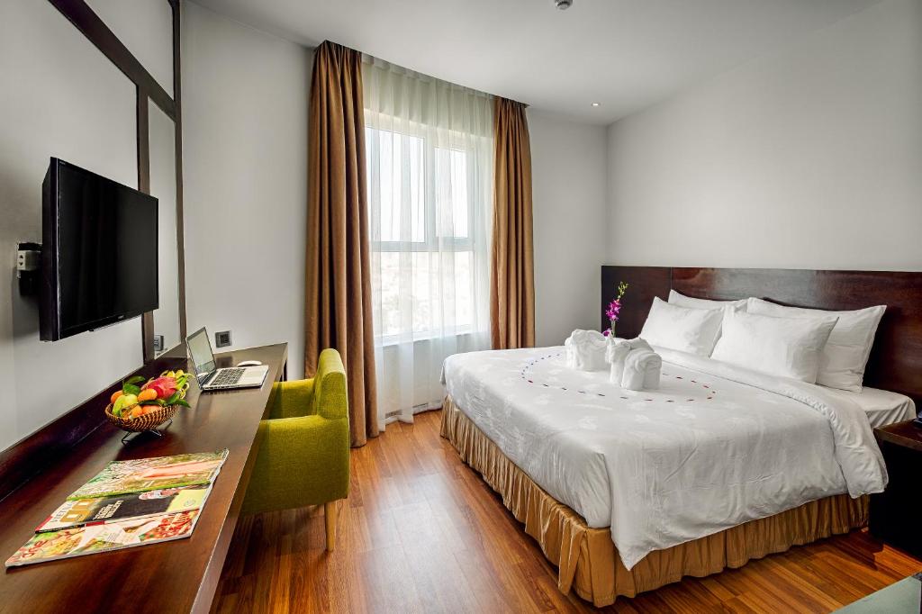 Sofia Suite Hotel Danang