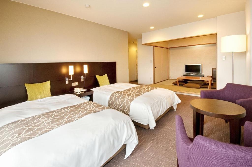 Wisterian Life Club Toba photo 2
