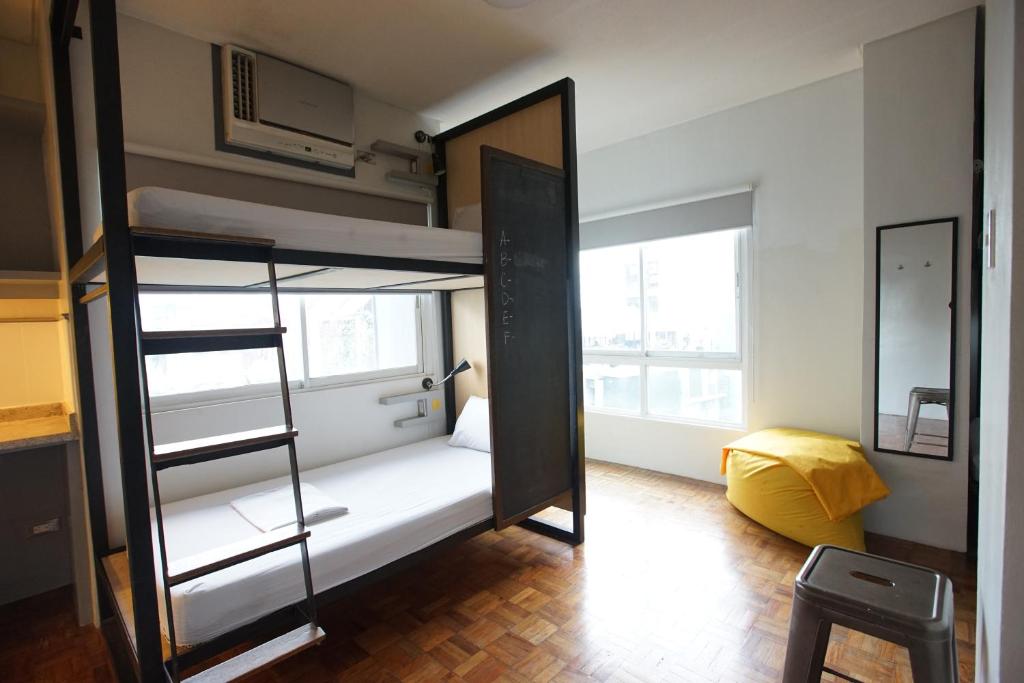 Номер (Кровать в общем 6-местном номере для женщин), Z Hostel