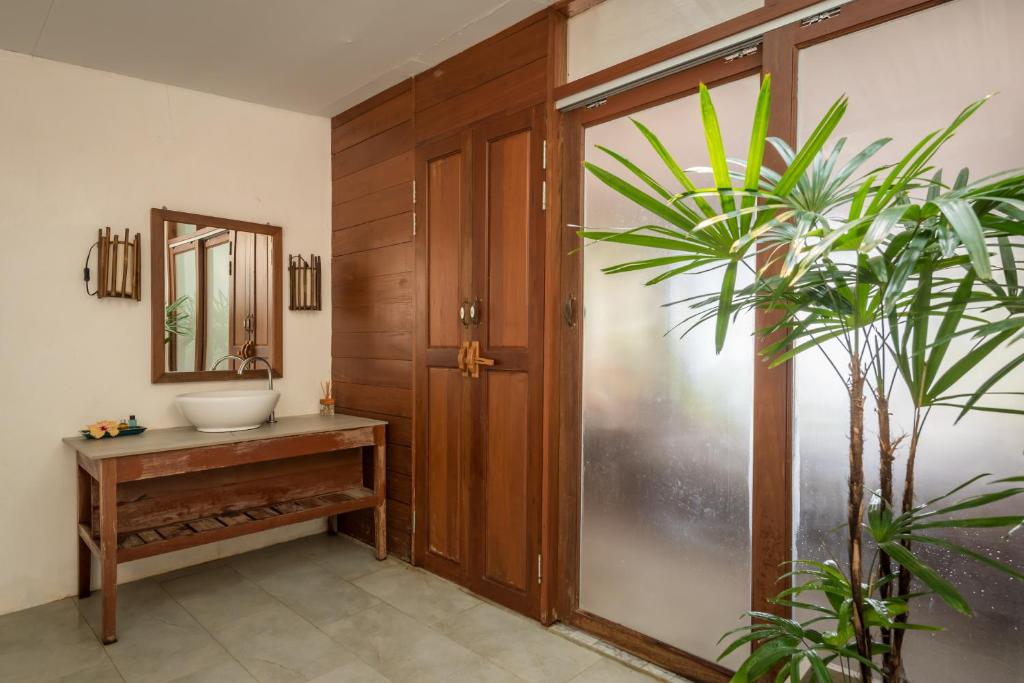 Номер (Бунгало с кондиционером и видом на море), Koh Kood Resort
