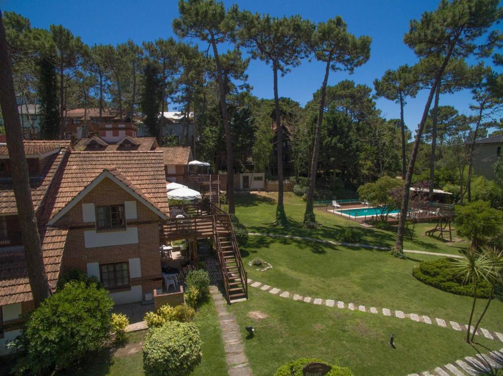 Posada del Bosque By HS photo 3