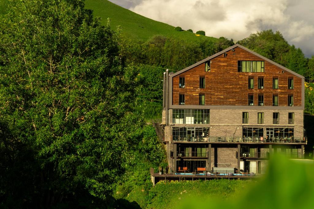 Hotel Roshe Gudauri, Kazbegi