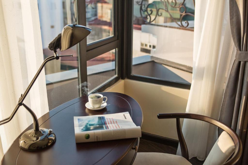 Семейный (Семейный номер с видом на город), Hanoi La Storia Hotel