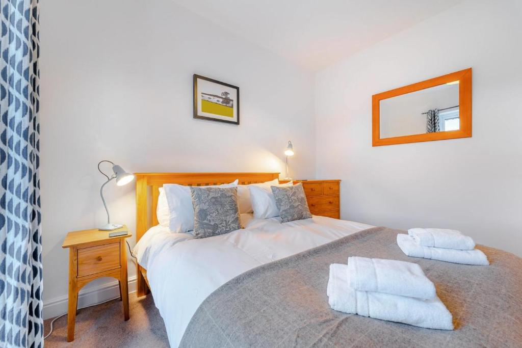 3 Bed in Ambleside oc-lr080 - Tap to explore photos