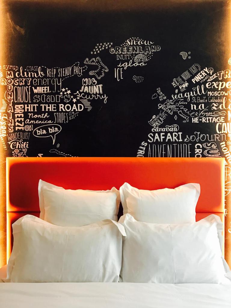 Двухместный (Улучшенный двухместный номер с 1 кроватью), Hotel Scarlett