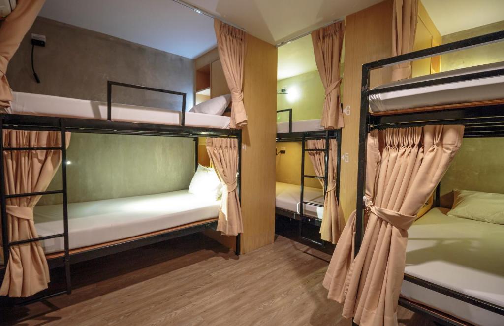 Номер (Кровать в общем 6-местном номере для женщин), Cazz Hostel