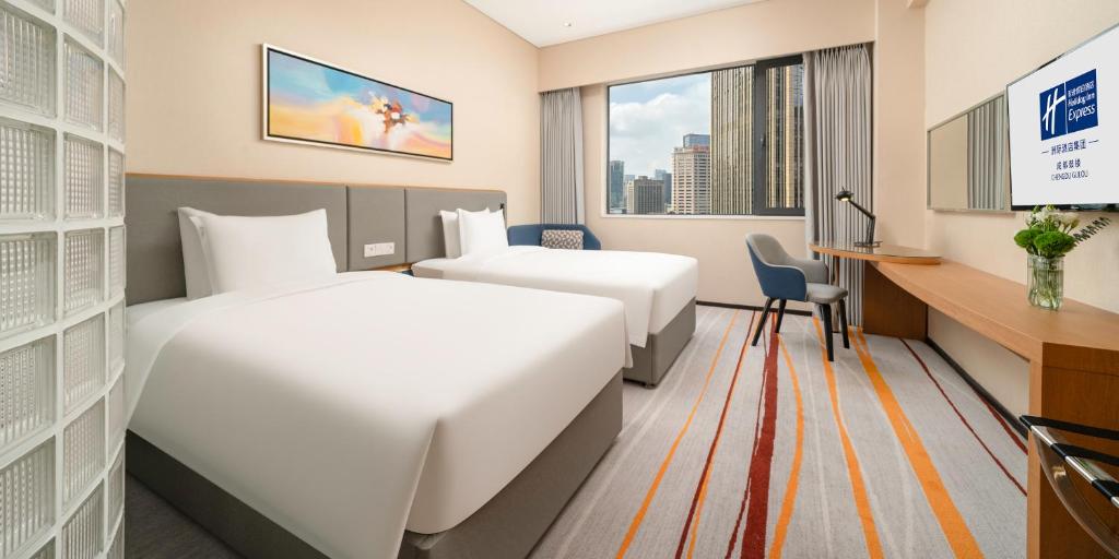 Holiday Inn Express CHENGDU GULOU Room Type - Standard Double Room with Two Double Beds - High Floor