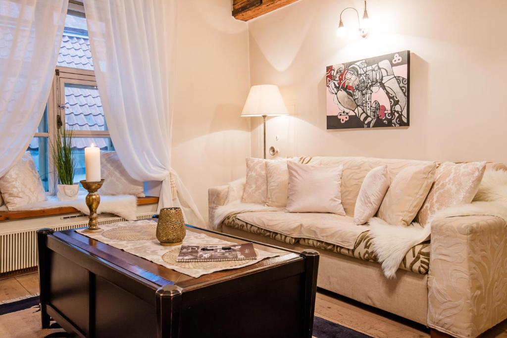 Апартаменты (Апартаменты Делюкс с 2 спальнями и террасой.), OldHouse Apartments