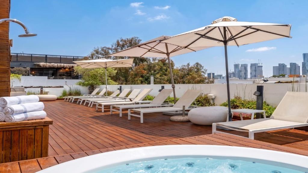Jacob Shenkin Hotel