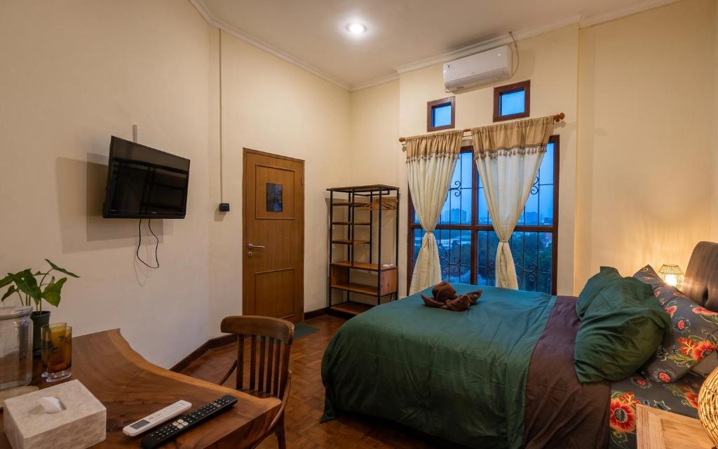 GWK View Boutique Hotel and Serviced Residence Room Type - Double Room with Shared Bathroom