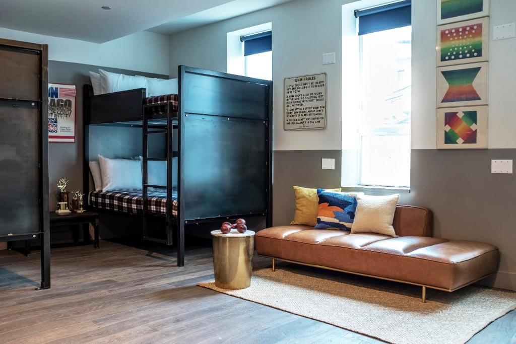 Четырехместный (Signature Kitchenette Penthouse), The Chicago Hotel Collection River North Mag Mile