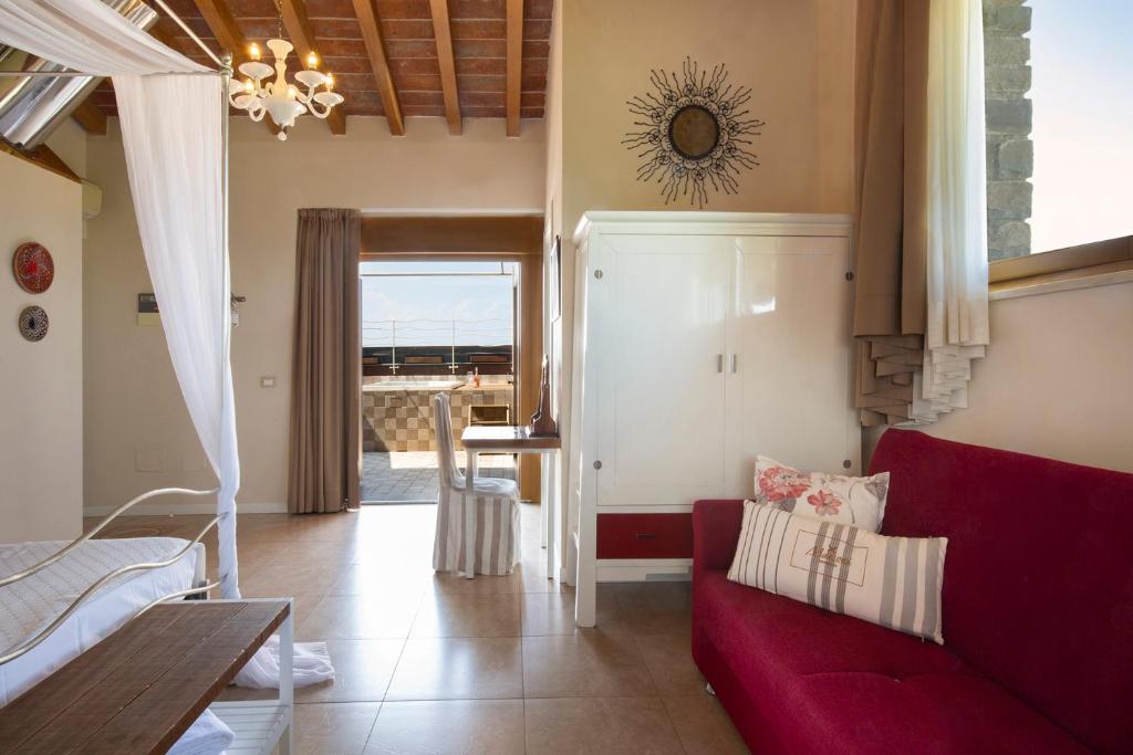 Massoni Wine Relais - Tap to explore photos