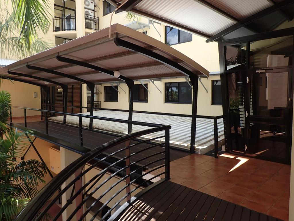 Darwin Deluxe Apartments photo 4