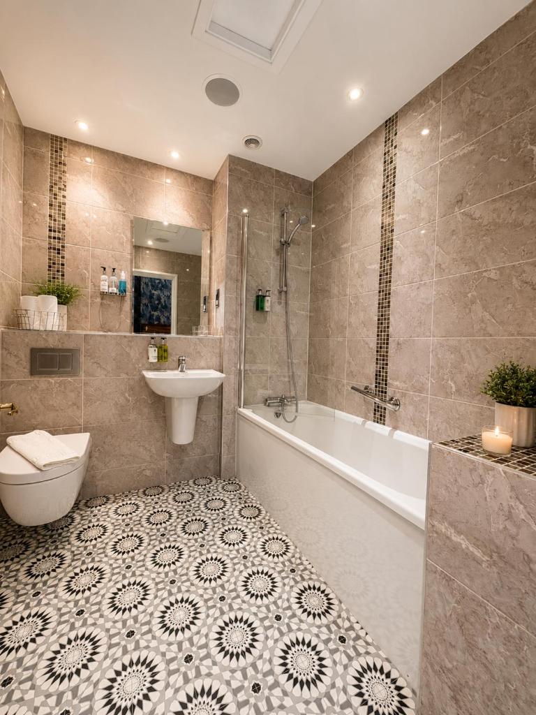 Hedley House Hotel Wellness and Spa - Tap to explore photos
