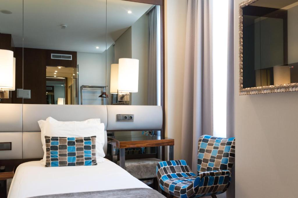 Одноместный (Улучшенный одноместный номер), TURIM Terreiro do Paço Hotel