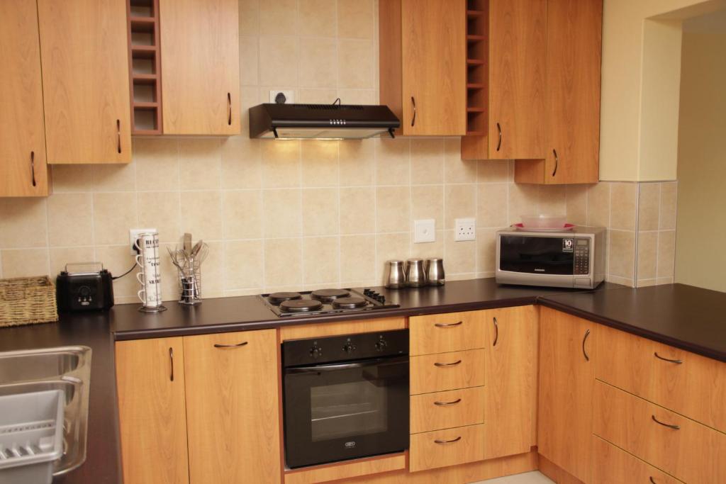 Monotoka Self Catering Apartments CC photo 1