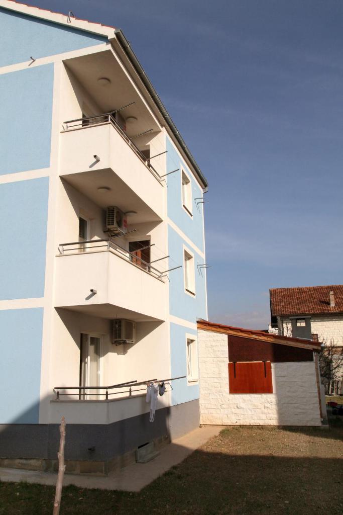 Apartments Villa Karlo photo 4