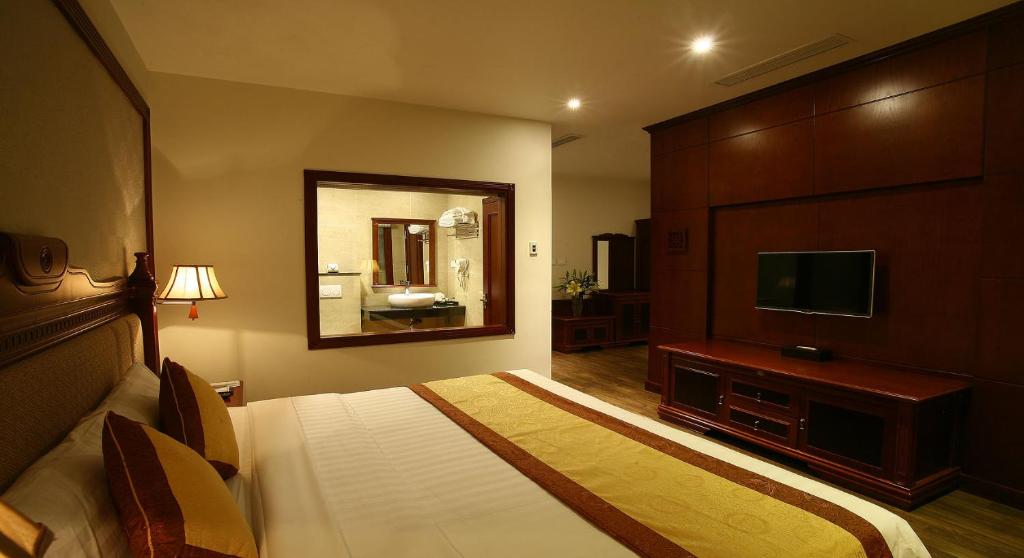 Сьюит (Полулюкс с видом на город), Western Hanoi Hotel