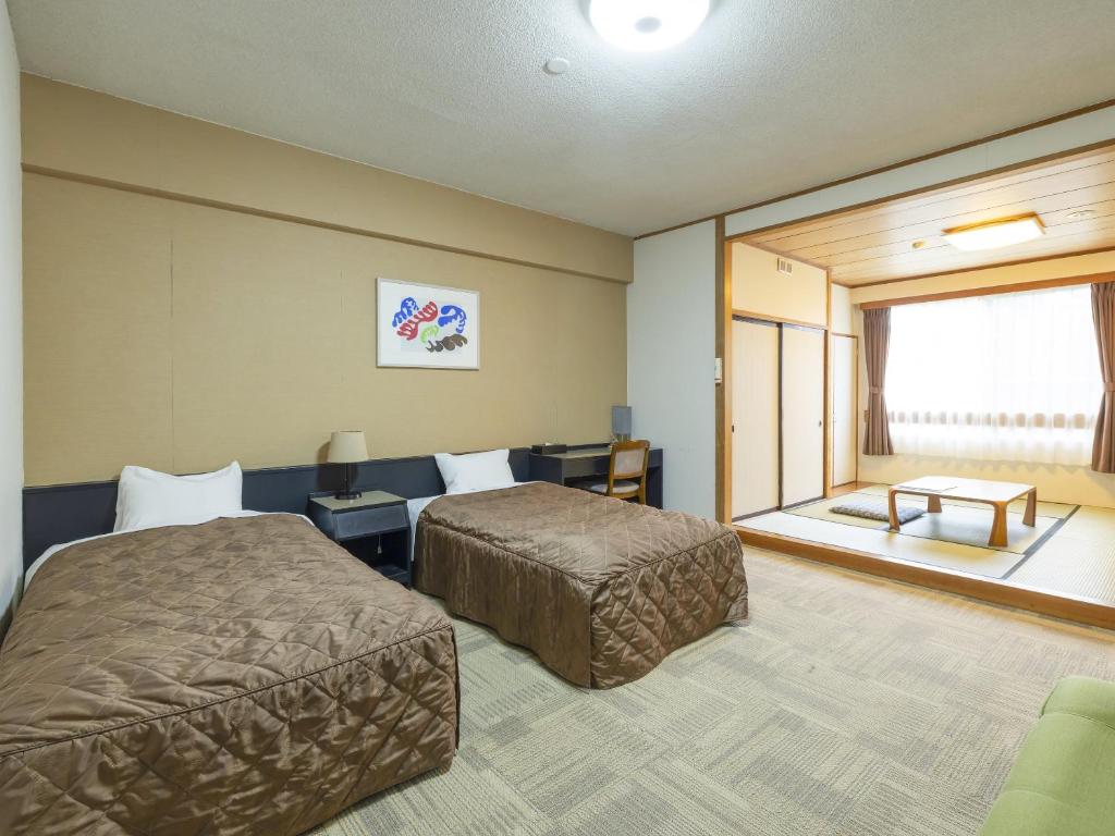 KUROHIME KOGEN HOTEL - Tap to explore photos