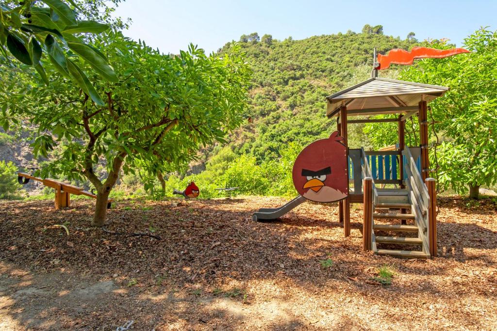 Cubo's Villa Las Lagunas de Azahar High Privacy - Tap to explore photos