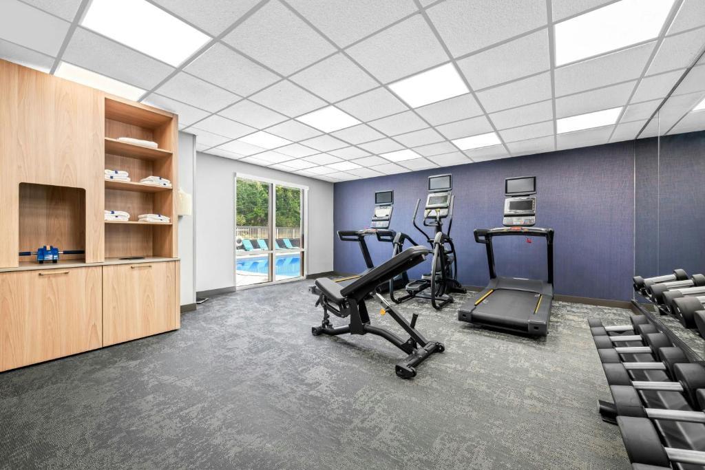Fairfield Inn & Suites by Marriott Gadsden - Tap to explore photos