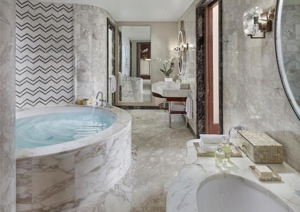 Mandarin Oriental, Doha Room Type - Studio Suite King