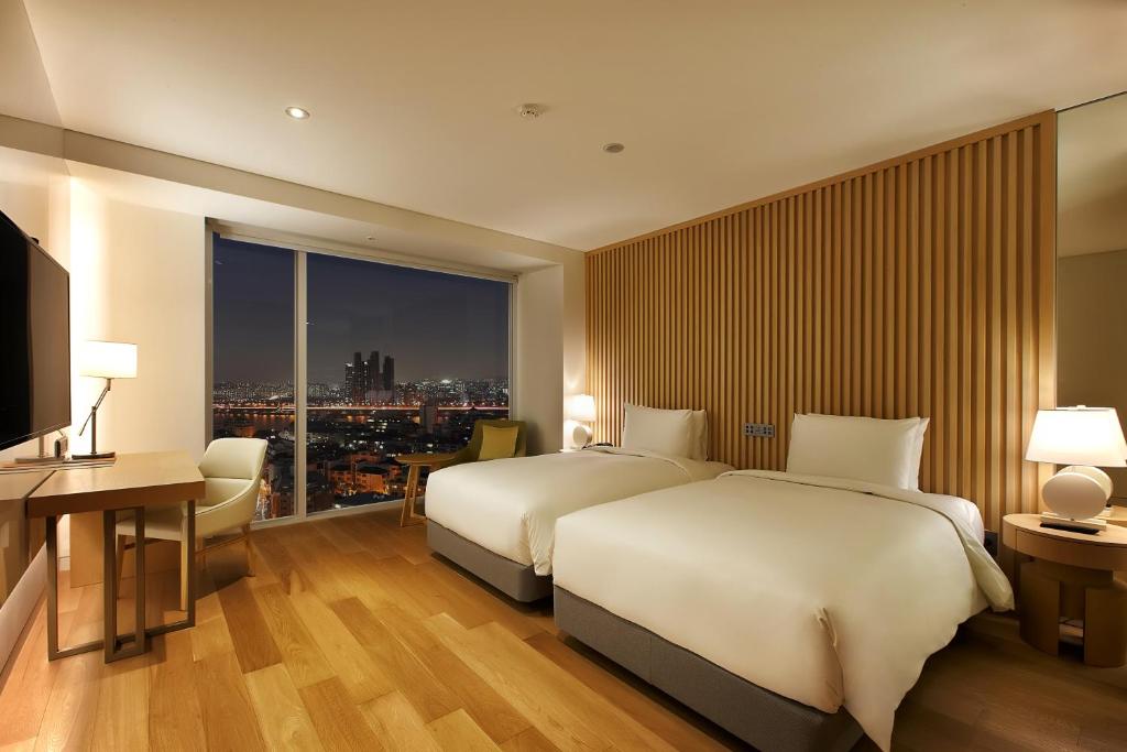 Hotel Entra Gangnam photo 2
