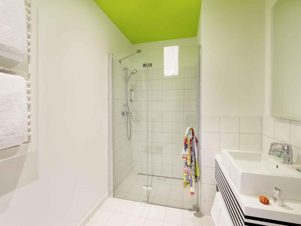 ibis Styles Wroclaw Centrum Room Type - Superior Double Room with One Double Bed and Sofa