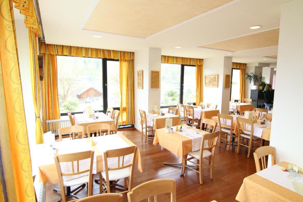 Hotel Bergfrieden photo 3