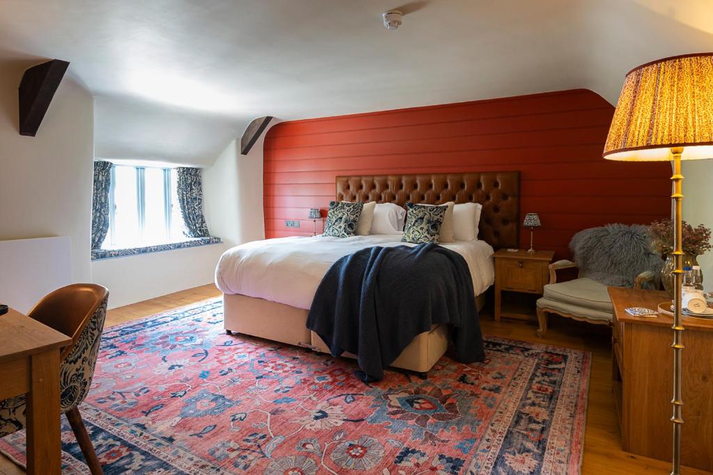 Ring of Bells Inn, Devon