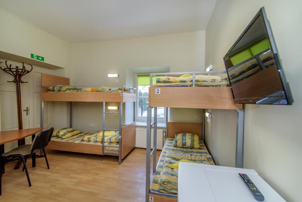 Семейный (Пятиместный номер с общей ванной комнатой), Hostel Filaretai