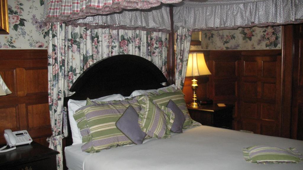 A Cambridge House Inn photo 4